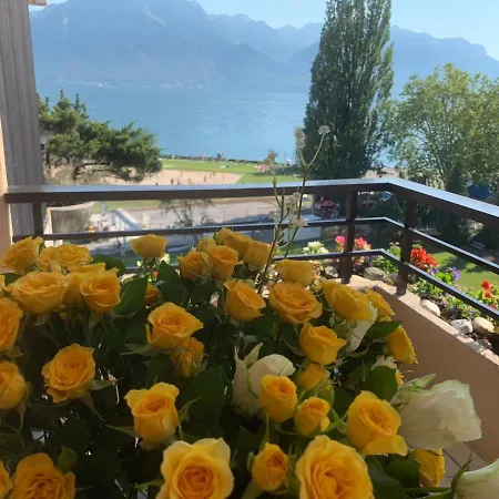 Montreux Lake View Residence